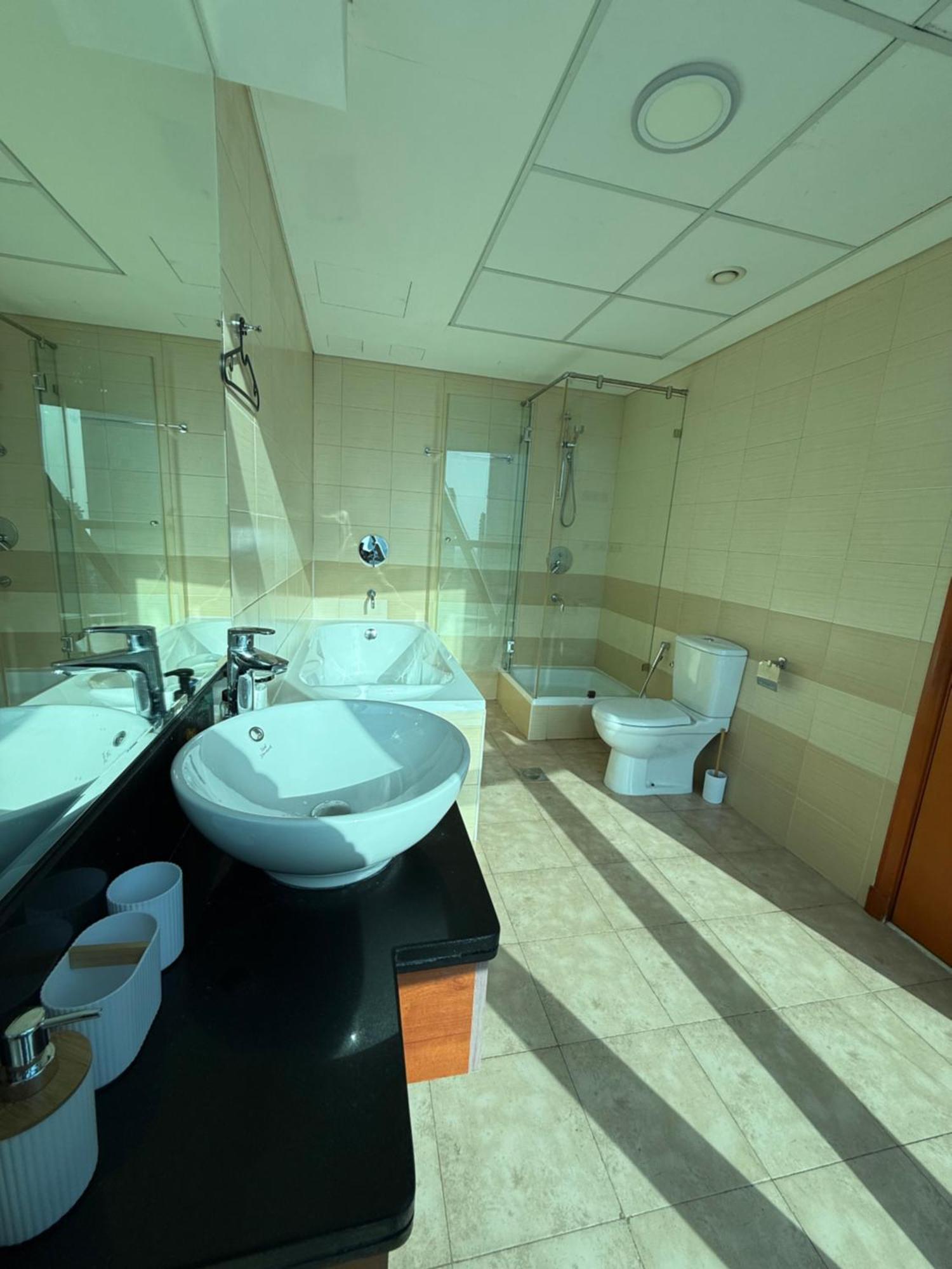 Apartment Damac Park Tower, Luxury 2br With Stunning Views Dubai